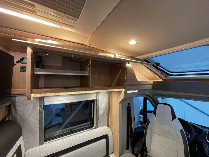 Fahrzeugbild Knaus SKY TI 650 MEG IC-LINE #37