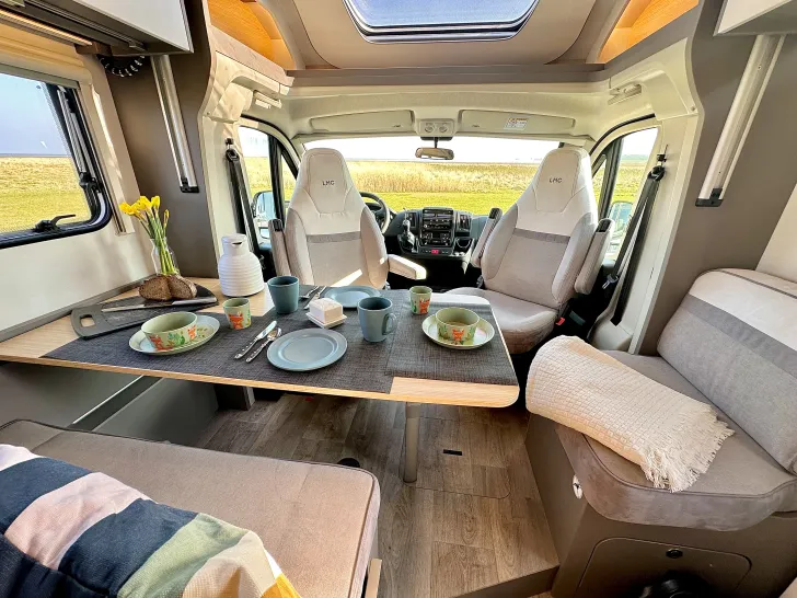 Fahrzeugbild LMC Tourer Lift H 730 G mit Winterpaket #3