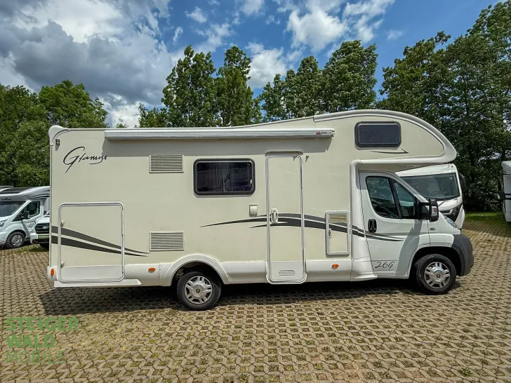 Fahrzeugbild McLouis GLAMYS 26G #2