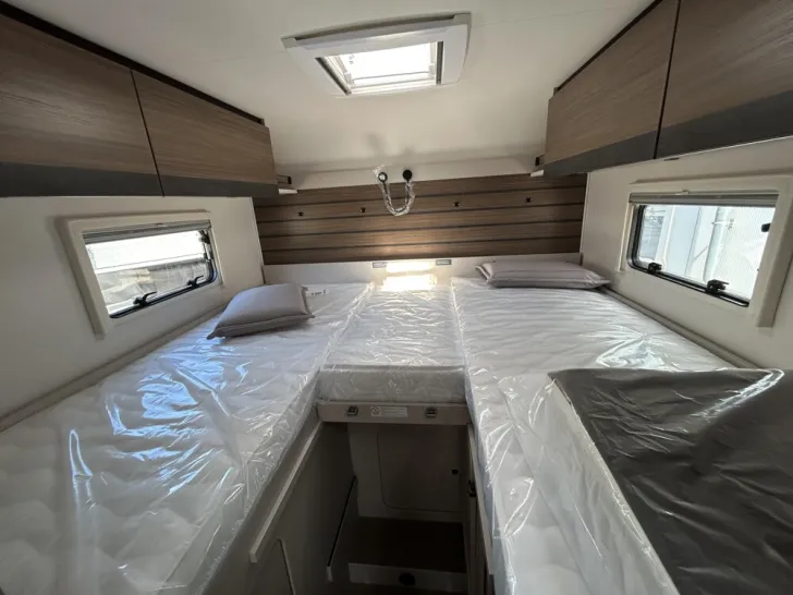 Fahrzeugbild LMC Tracer 730 EL #11