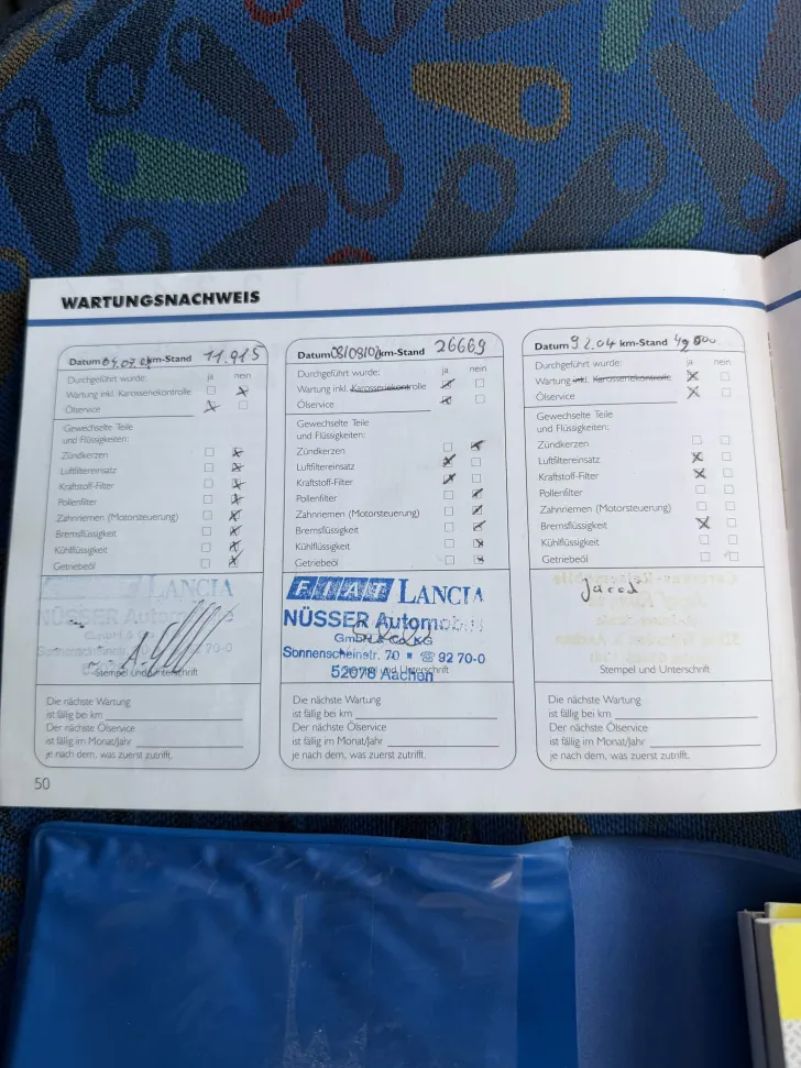 Fahrzeugbild Bürstner Alkoven A 532-2 Active Luftfederung, Grüne Plakette #16