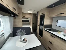 Fahrzeugbild Weinsberg CaraOne 500 FDK Mietfahrzeug Verfügbar 11.2026 #6