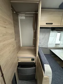 Fahrzeugbild Weinsberg CaraOne 500 FDK Mietfahrzeug Verfügbar 11.2026 #19
