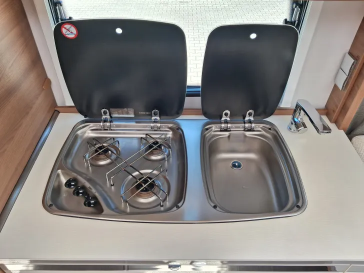 Fahrzeugbild Dethleffs Nomad 560 RET - im Kundenauftrag #12