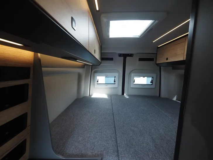 Fahrzeugbild Pössl Roadstar XT, Mercedes Sprinter 4x4, Premiump. #14