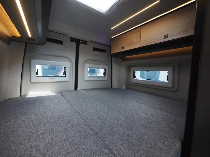 Fahrzeugbild Pössl Roadstar XT, Mercedes Sprinter 4x4, Premiump. #17