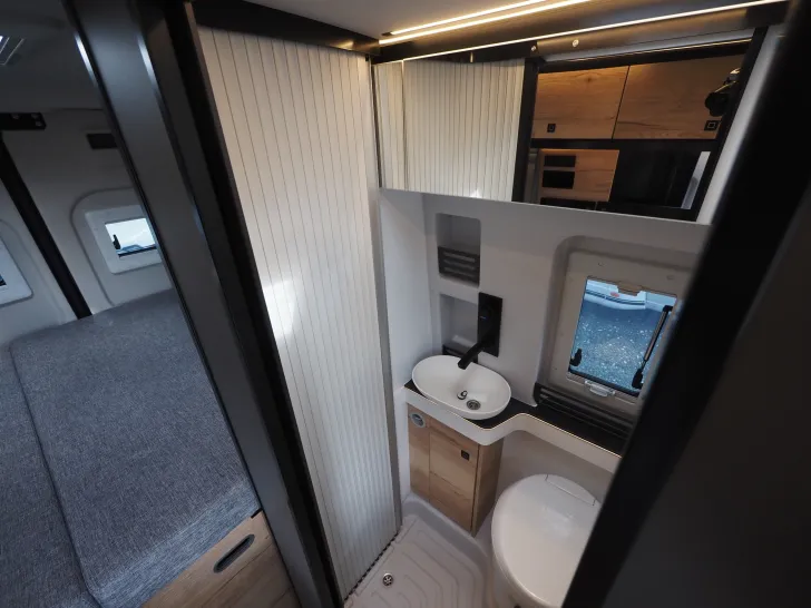 Fahrzeugbild Pössl Roadstar XT, Mercedes Sprinter 4x4, Premiump. #18