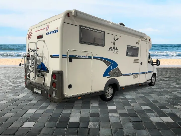 Fahrzeugbild Eura Mobil Contura 742 EB/Einzelbetten/Garage/Solar/Markise #4