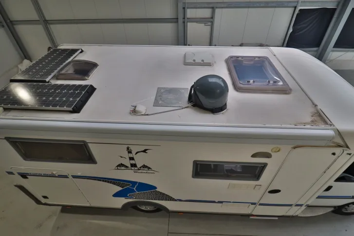Fahrzeugbild Eura Mobil Contura 742 EB/Einzelbetten/Garage/Solar/Markise #5