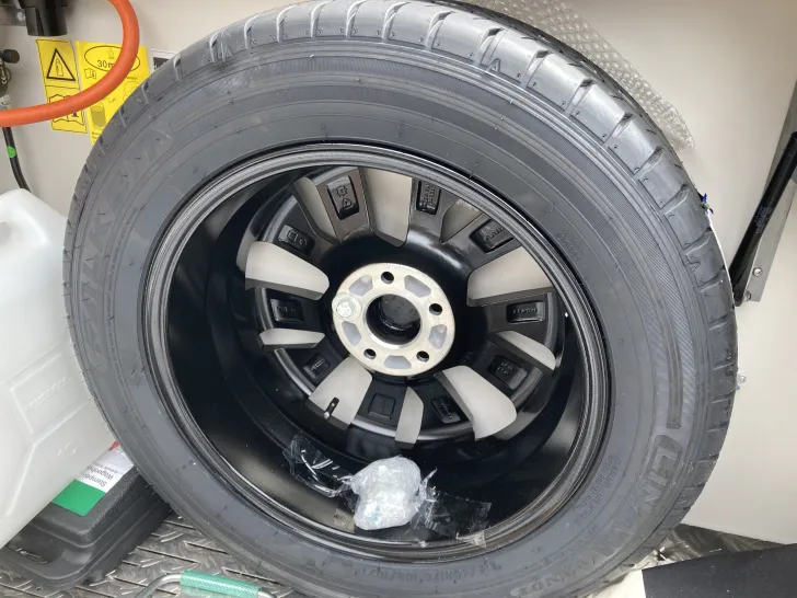 Fahrzeugbild Knaus Südwind 460 EU 60 Years Wie neu #6