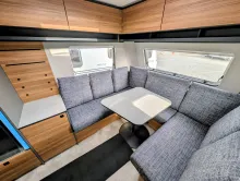 Fahrzeugbild Hymer Eriba Novaline 485 1.800 kg, AL-KO Mover Mammut #5