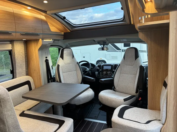 Fahrzeugbild Knaus Sky TI 650 MEG IC-Line Vollausstattung! Aut. #4