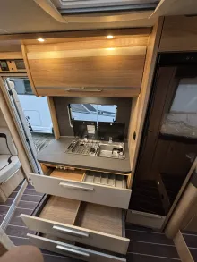 Fahrzeugbild Knaus Sky TI 650 MEG IC-Line Vollausstattung! Aut. #13