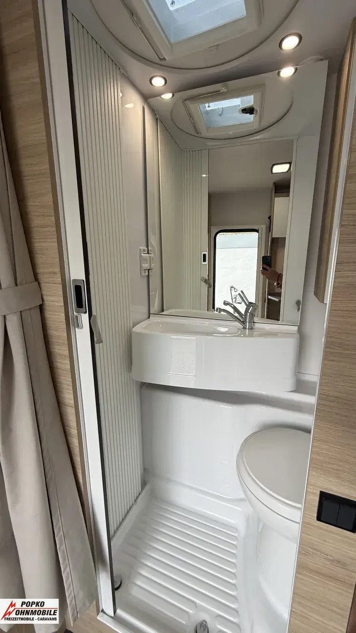 Fahrzeugbild Chausson Alkoven C656 First Line Solar #15