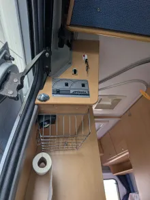 Fahrzeugbild Pössl Van ROADMASTER L 3,5 t Hubbett #10