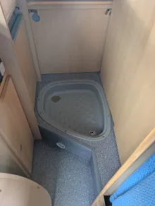 Fahrzeugbild Pössl Van ROADMASTER L 3,5 t Hubbett #13