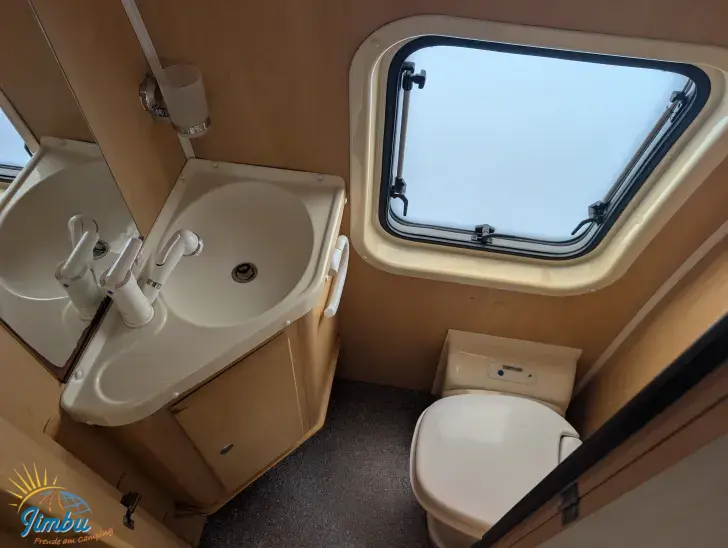 Fahrzeugbild Pössl Van ROADMASTER L 3,5 t Hubbett #15
