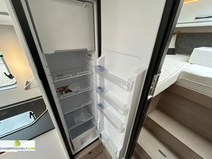 Fahrzeugbild Bürstner Lyseo Time SkyLine 690 G*NAVI*RFK* #9