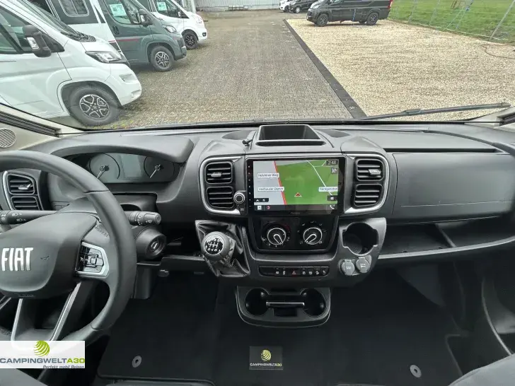 Fahrzeugbild Bürstner Lyseo Time SkyLine 690 G*NAVI*RFK* #10