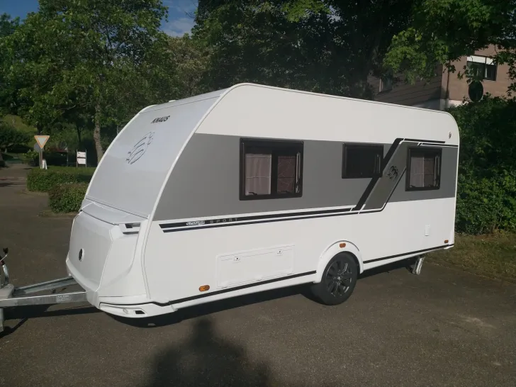Fahrzeugbild Knaus Sport 450 FU ePOWER SELECTION Neuwertig #1