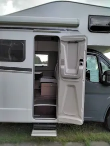 Fahrzeugbild Weinsberg CaraHome 650 DG #6