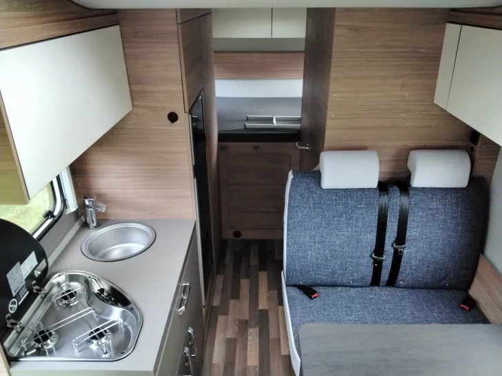Fahrzeugbild Weinsberg CaraHome 650 DG #8