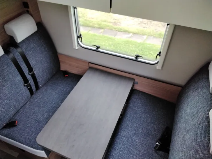 Fahrzeugbild Weinsberg CaraHome 650 DG #14