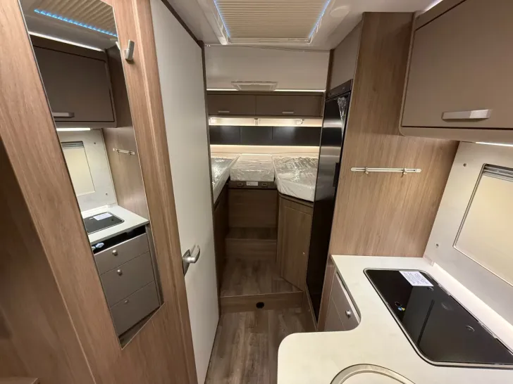 Fahrzeugbild Carado T 328 #22