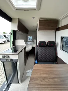 Fahrzeugbild Bürstner Habiton HMX 6.0 #9
