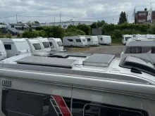 Fahrzeugbild Bürstner Lineo C 590 340 Watt Solar / AHK / MaxxFan #7