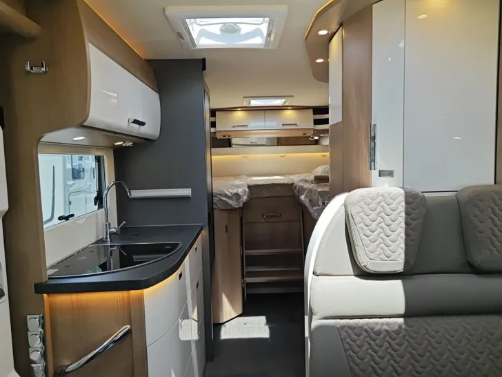 Fahrzeugbild Carthago C1-tourer T 143 KB LE comfort Fiat #17