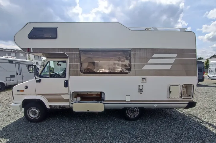 Fahrzeugbild Hymer Alkoven TYP Camp 55 #7