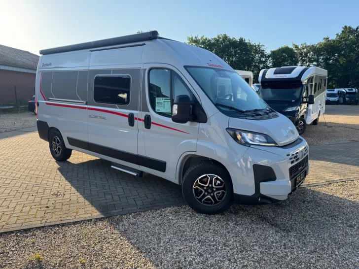 Fahrzeugbild Dethleffs Globetrail Fiat 600 DS #2