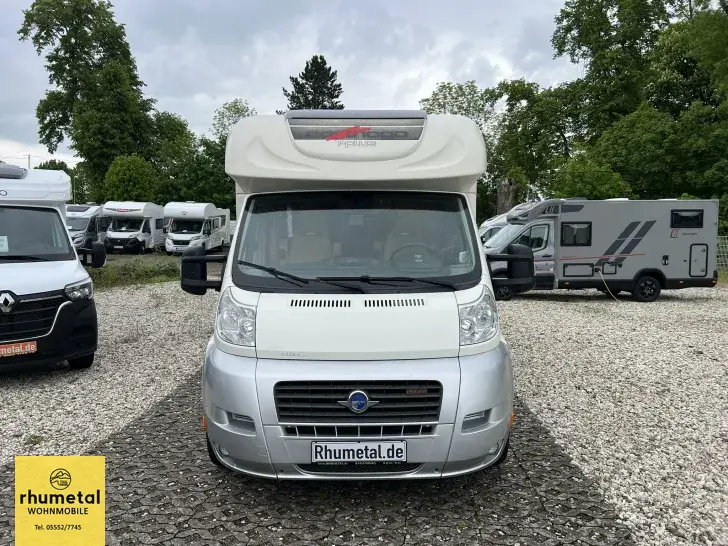 Fahrzeugbild Carthago chic c-line T 5.2 Plus Chic CLine #2
