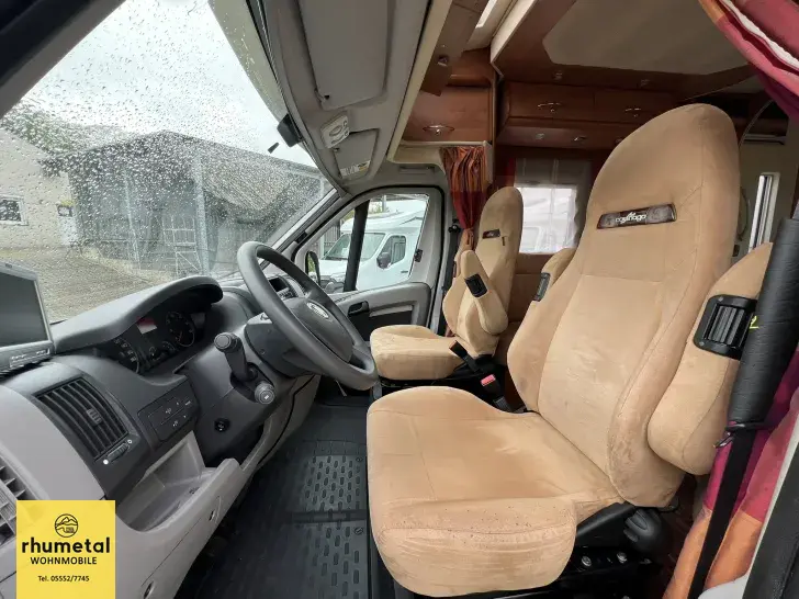 Fahrzeugbild Carthago chic c-line T 5.2 Plus Chic CLine #12
