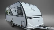 Schräg Vorne Knaus Südwind 450 FU Black Selection Sofort verfügbar