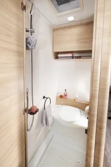 Fahrzeugbild Caravelair Antares Titanium 455 #3