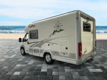 Fahrzeugbild Carthago Chic C-Line T3.8/Festbett/Garage/Klima/Solar/AHK #3
