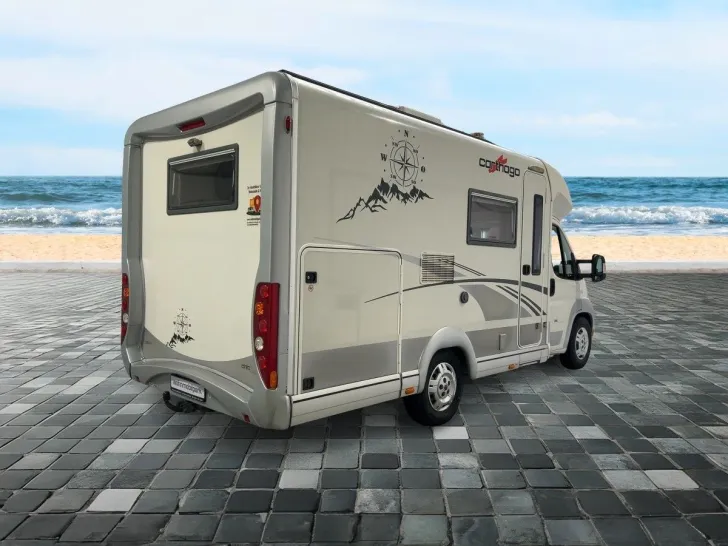 Fahrzeugbild Carthago Chic C-Line T3.8/Festbett/Garage/Klima/Solar/AHK #4