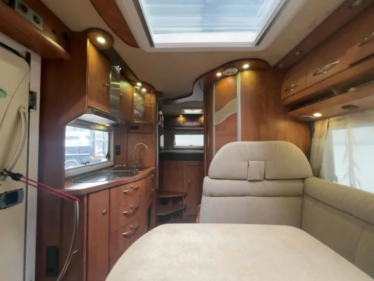 Fahrzeugbild Carthago Chic C-Line T3.8/Festbett/Garage/Klima/Solar/AHK #10