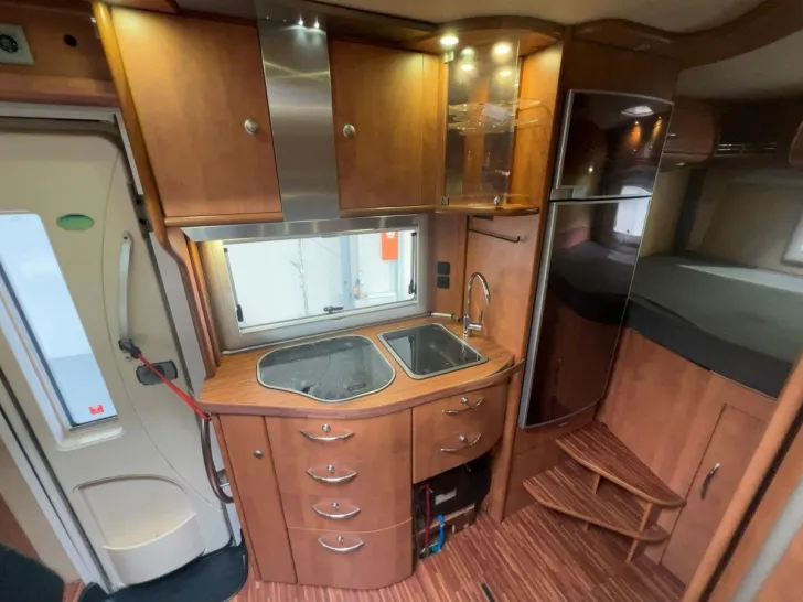 Fahrzeugbild Carthago Chic C-Line T3.8/Festbett/Garage/Klima/Solar/AHK #12