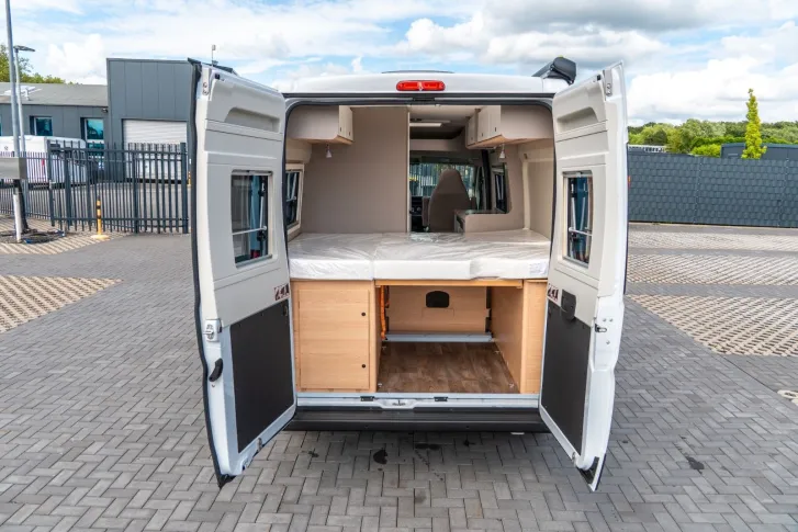 Fahrzeugbild LMC Innovan Pure 600 2026*Automatik*Chassis Design* #6