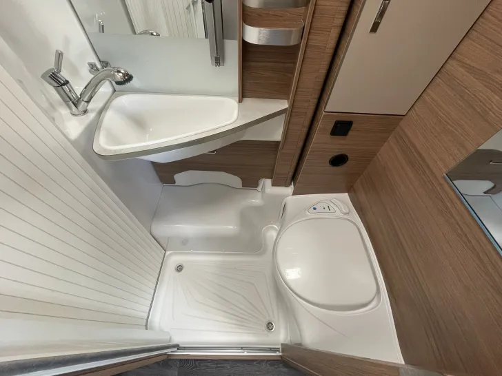 Fahrzeugbild Knaus L!VE TI 650 MEG ++MEGA-DEAL++ #37