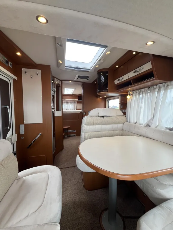 Fahrzeugbild Hymer B-Klasse 694 #8