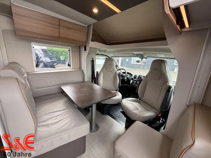 Fahrzeugbild Bürstner B66 TD 690 #9