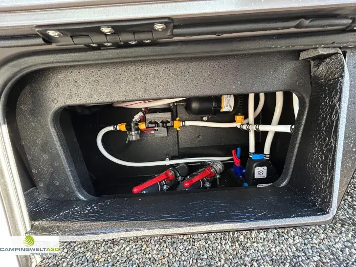 Fahrzeugbild Bürstner Signature SFT 7.1*SAT*LITHIUM*KÜCHENPAKET* #20