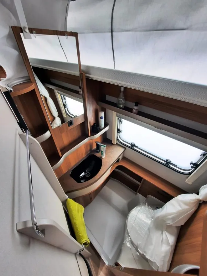 Fahrzeugbild Hymer Eriba Touring 430 Verfüg./Sparen Sie 5.150,- € #15