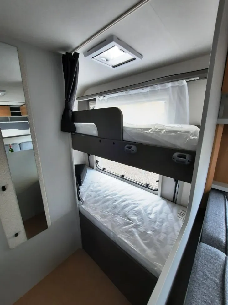 Fahrzeugbild Bürstner B66 560 TK Verfüg./Sparen Sie 4.630,- € #13