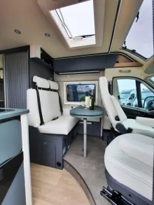 Fahrzeugbild Laika Kosmo Supremo Arancio Sicilia Verfüg./Sparen Sie 4.783,- € #9