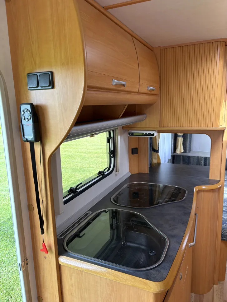 Fahrzeugbild LMC Münsterland 495 Mit Mover und Markis #11